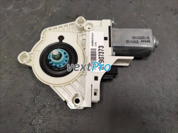 Raammotor FH4 / FM4 rechts - 82907373 - Gebruikt